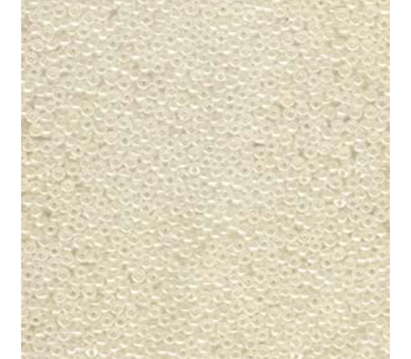 15/0 Miyuki Seed Bead - Ivory Ceylon