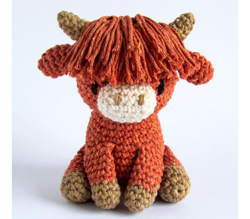 Aiden the Highland Cow Amigurumi Crochet Kit