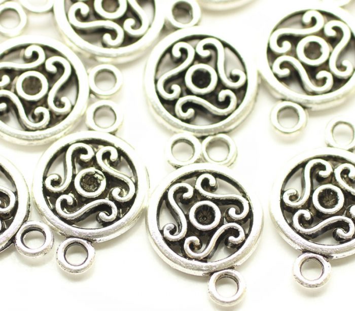 Round Celtic Connector, Double Sided - Antique Silver Plated