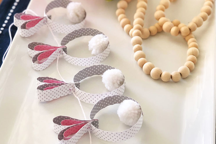 Use Strips of Paper to Make a Bunny or Carrot Garland for Spring