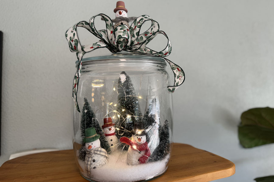 Cookie jar winter scene.