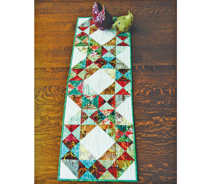 Cut Loose Press Ring Toss Table Runner Quilt Pattern #CLPBHE004