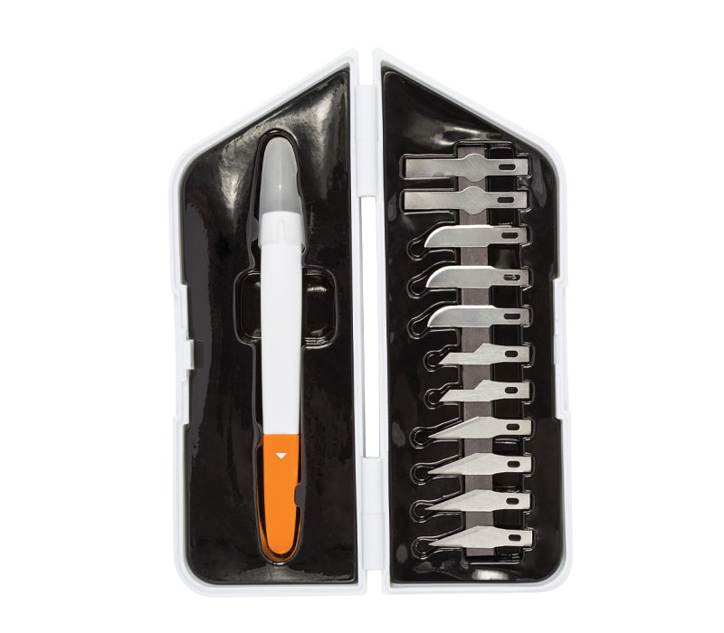 Black+decker Craft Hobby Knife Kit with 26 Assorted Blades and Cutting Mat (bdht14001)