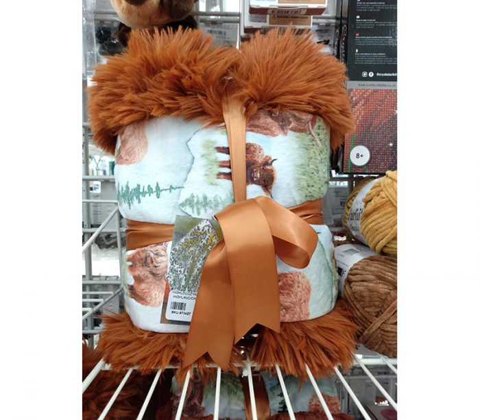 Highland Cow Cuddle Blanket Kits