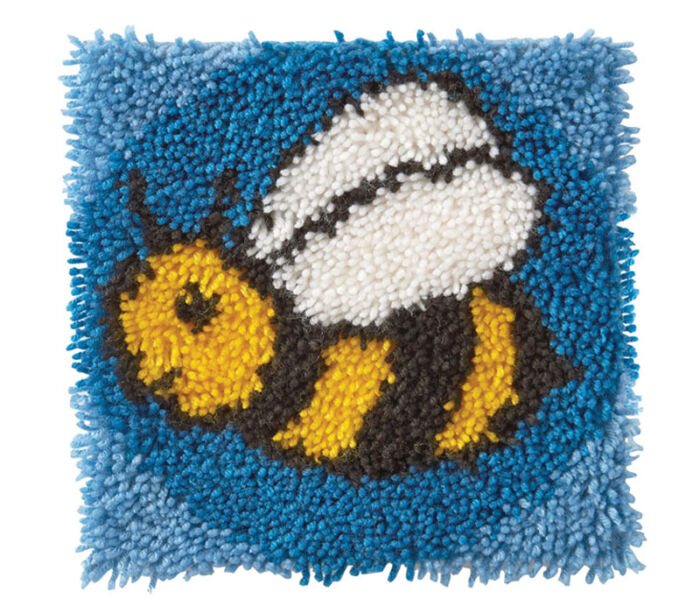Wonderart Bumblebee 12-inch x 12-inch Latch Hook #029975