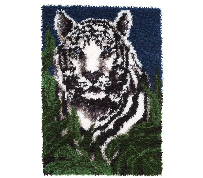 Wonderart White Tiger 24-inch x 34-inch Latch Hook #030017