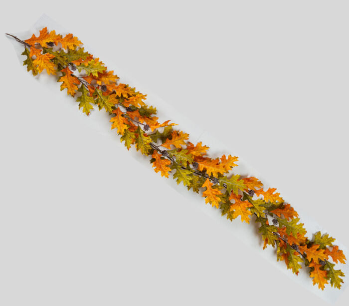 oak leaf garland