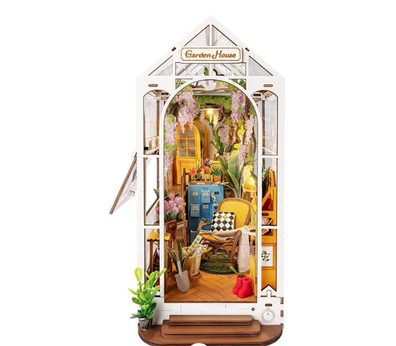 KiKi's Magic Emporium” DIY Miniature House – Stands