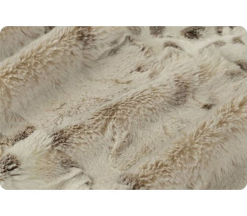 Fabric - Arctic Lynx Luxe Cuddle in Ice and Taupe