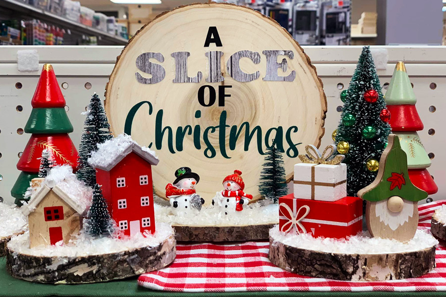 Modern Christmas Kitchen Decor with a Vintage Feel - A Slice of Style