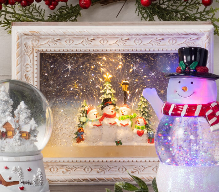 Snowglobe Frame with Singing Snowman