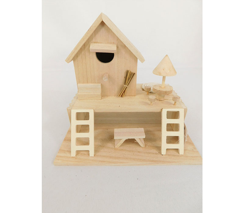 Wood Bird House - Luxury Beach House