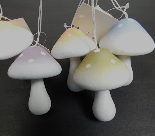 Hanging Foam Mushroom Set - 6 Piece